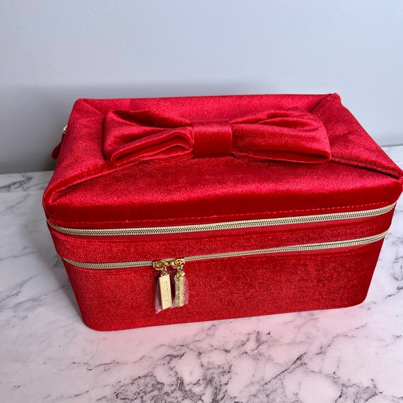 Estée Lauder velvet gift bag/makeup case - Picture 2 of 6